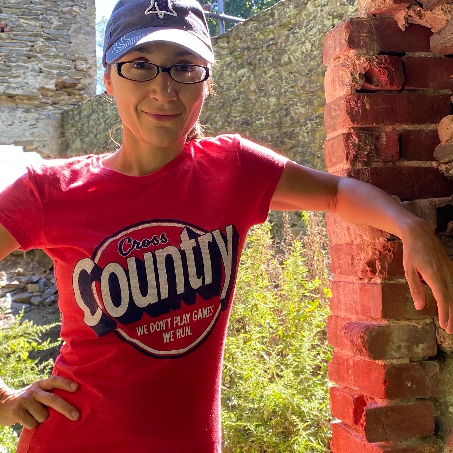 Cross Country We Don't Play Games, We Run - Women's T Shirt